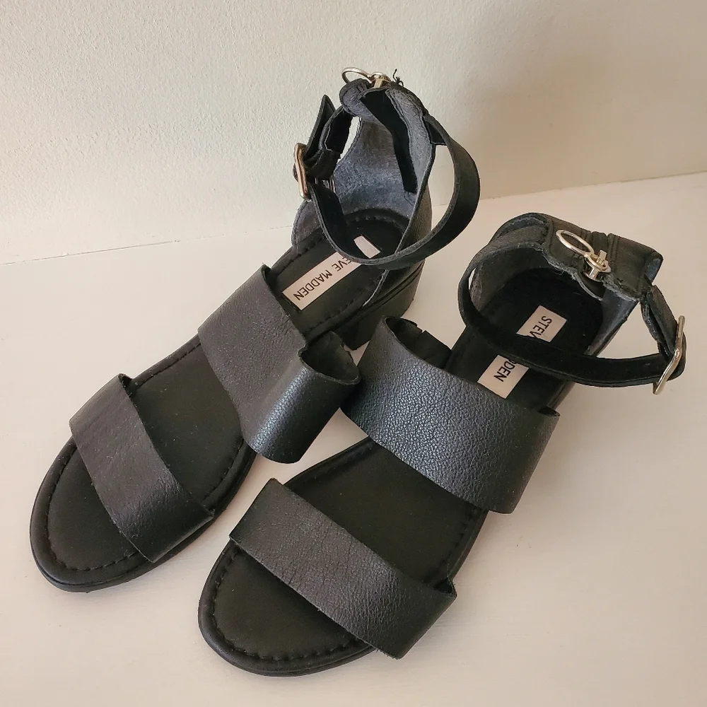 Steve Madden Sandals - Picture 1 of 5